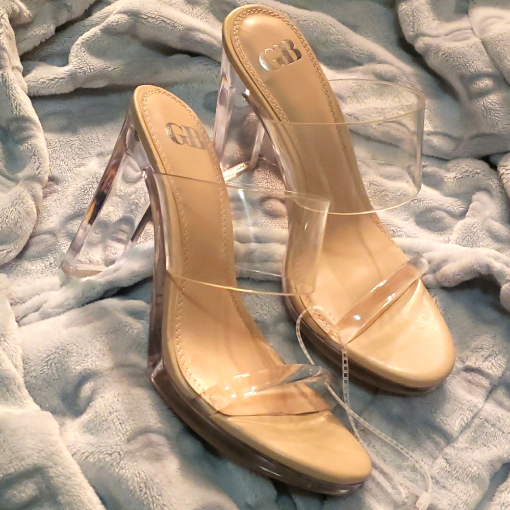 Gianni Bini Clear heels